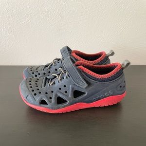 Crocs SwiftWater Play shoes navy and red size 13 kids